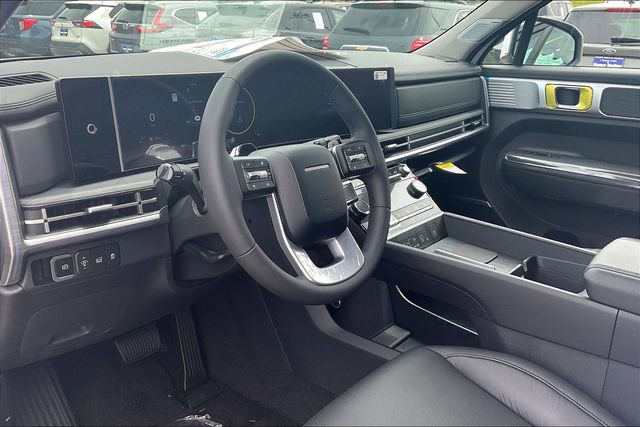 Used 2024 Hyundai Santa Fe Limited image 6