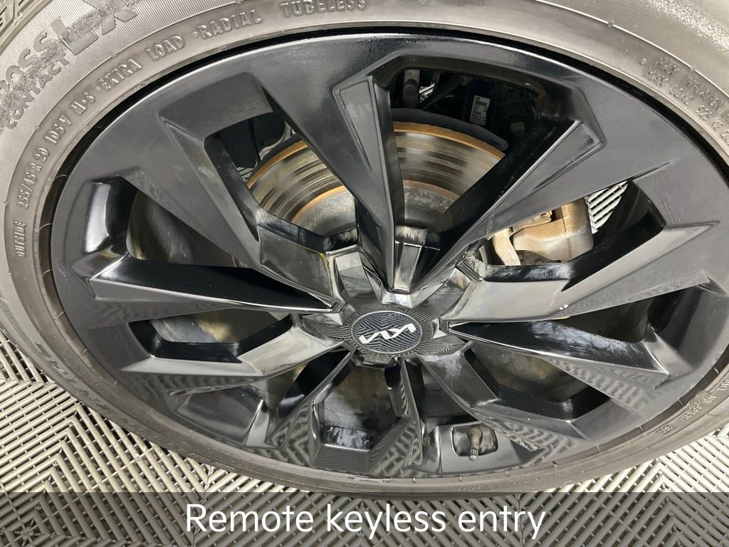 Used 2023 Kia Sorento SX image 12