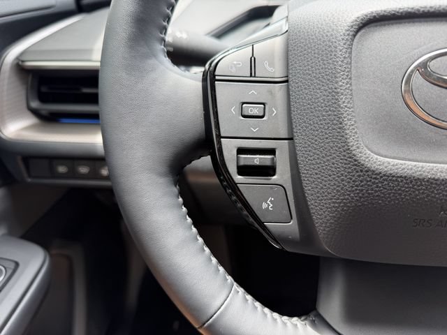 Used 2024 Toyota Prius XLE FWD image 14