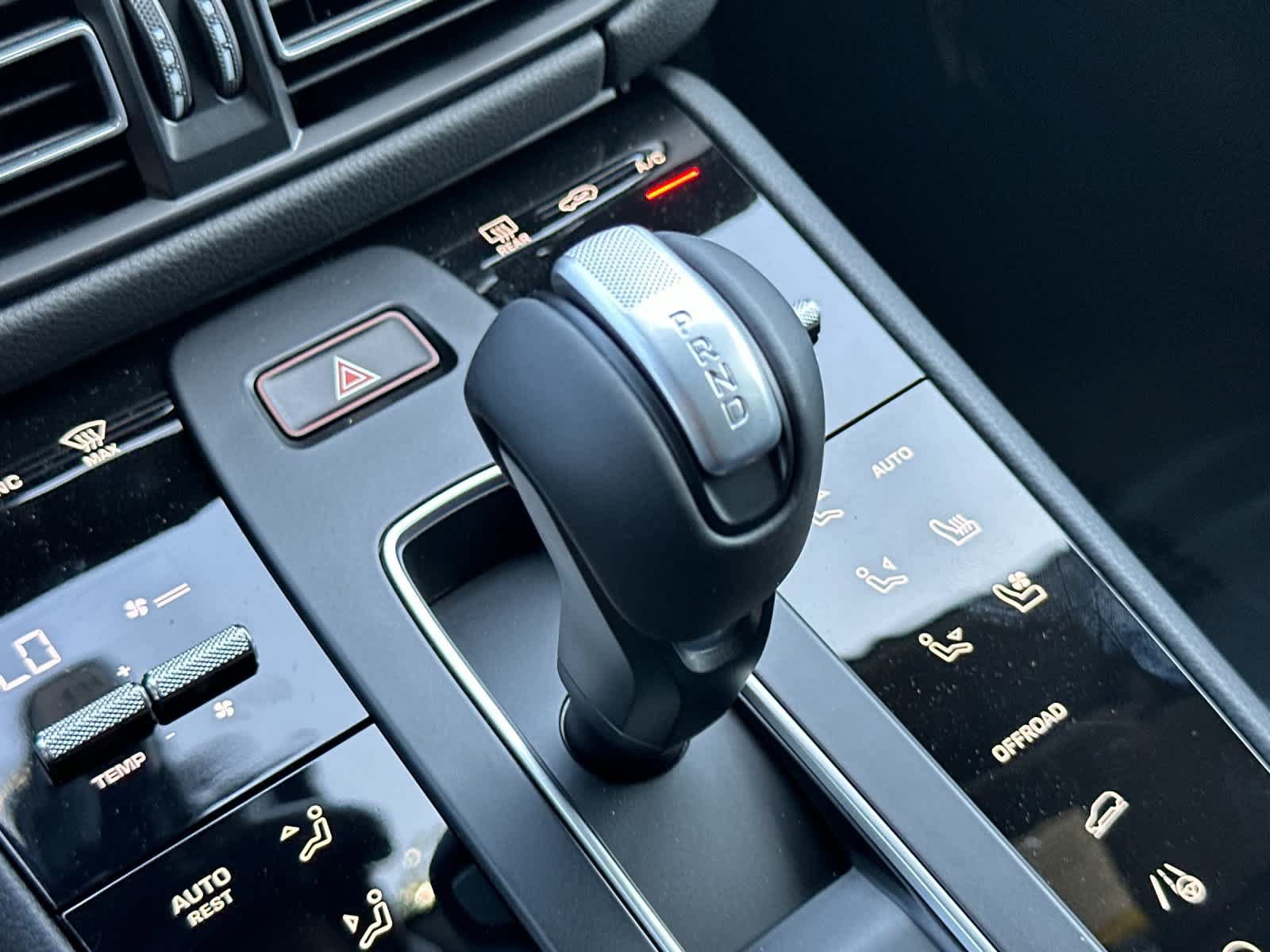 New 2026 Porsche Macan Turbo AWD/4WD image 25