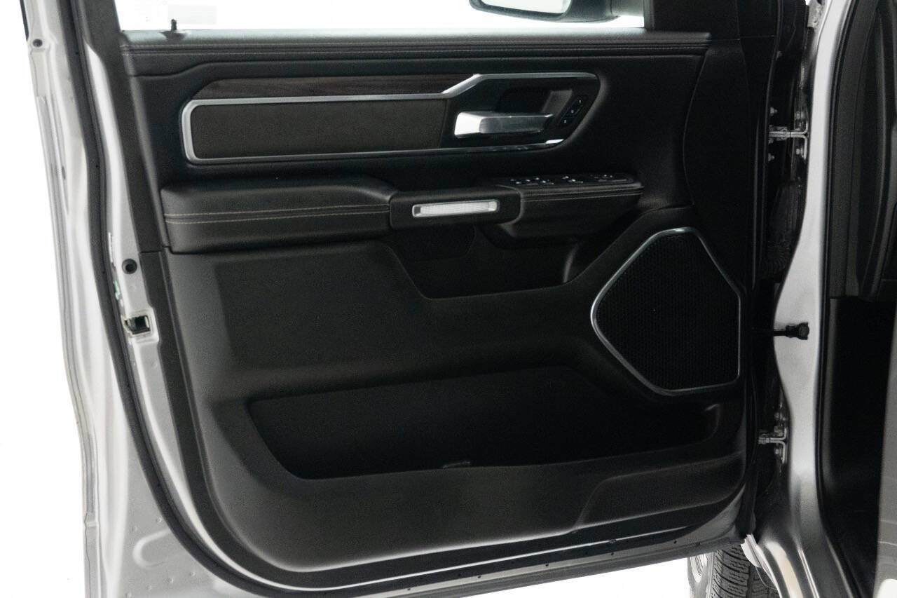 Used 2025 RAM 1500 Laramie w/ Laramie Southwest Edition image 20