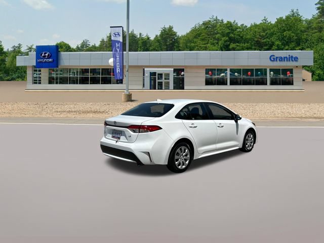 Used 2022 Toyota Corolla LE FWD image 8