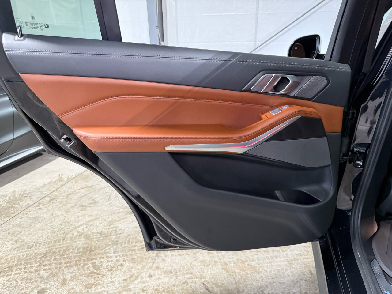 Used 2020 BMW X7 xDrive40i w/ M Sport Package image 41