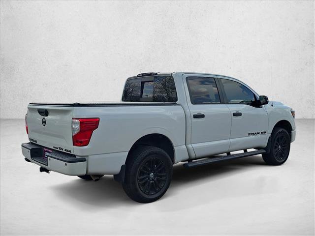 Used 2018 Nissan Titan SV w/ SV Convenience Package image 5