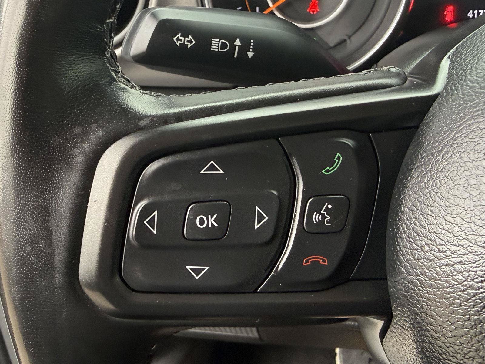 Used 2023 Jeep Wrangler Unlimited Sport AWD/4WD image 22