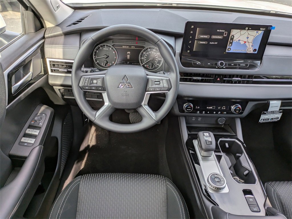 New 2025 Mitsubishi Outlander ES image 16
