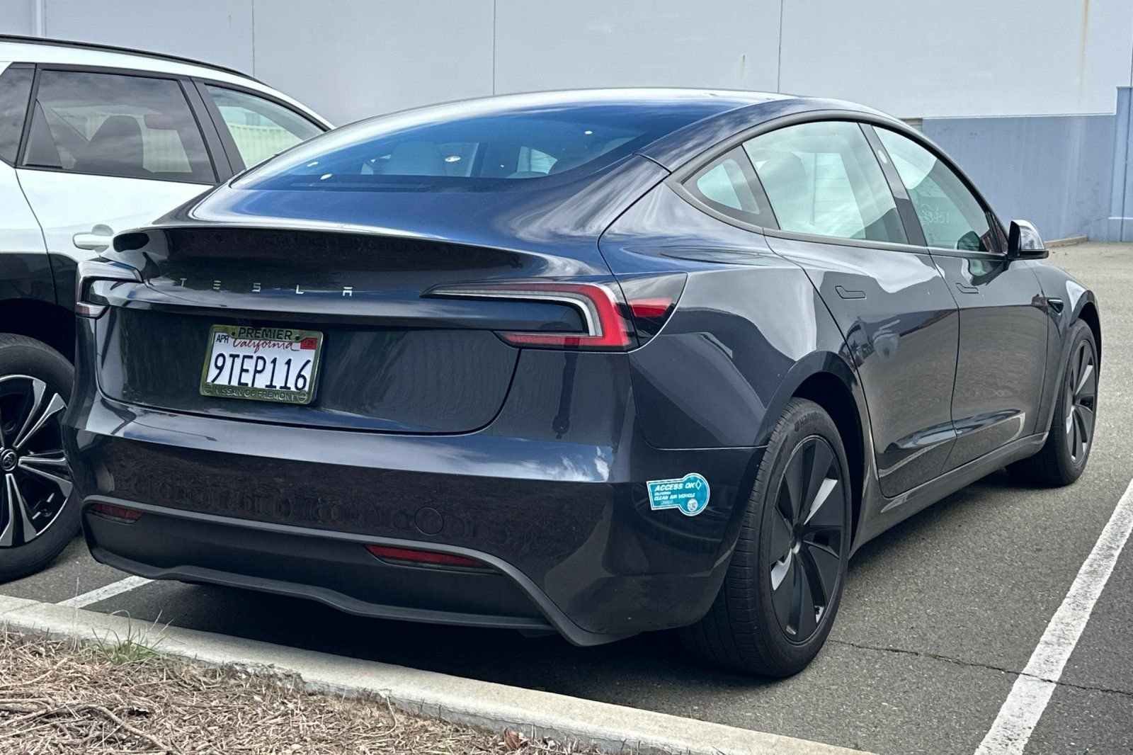 Used 2025 Tesla Model 3 image 5