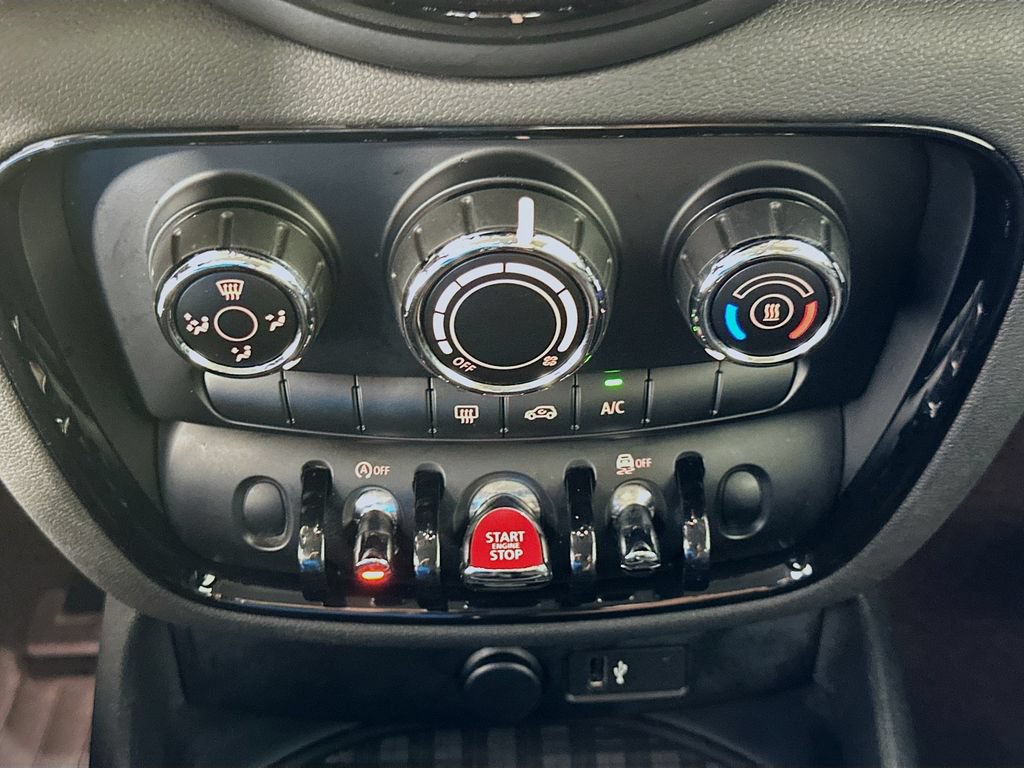 Used 2019 MINI Cooper Clubman FWD image 15