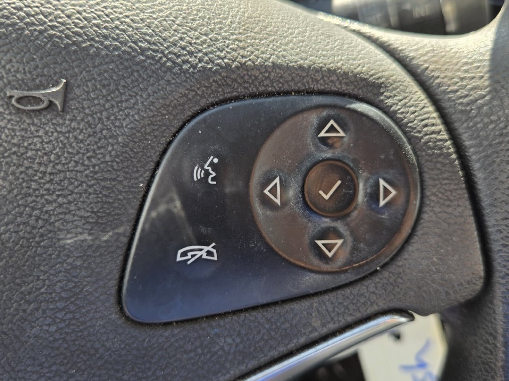 Used 2017 Chevrolet Impala LS FWD image 24