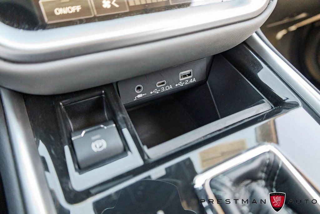 Used 2024 Subaru Outback Limited AWD/4WD image 36