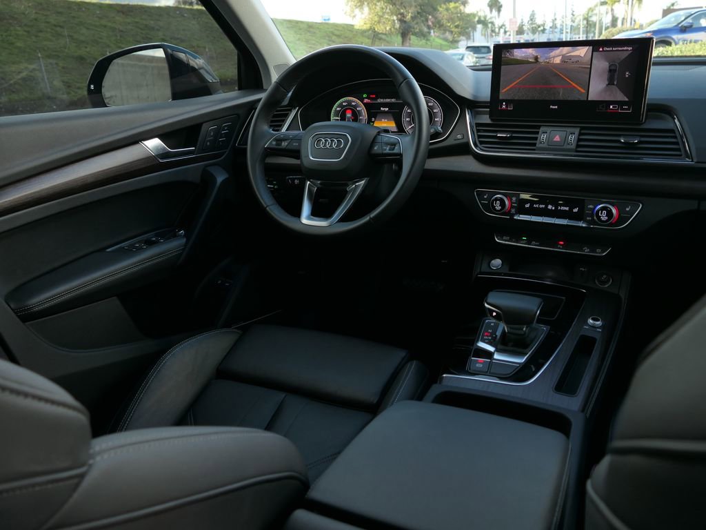 Used 2023 Audi Q5 e Premium Plus w/ Premium Plus Package image 24