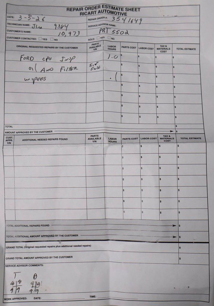 Certified 2025 Ford Explorer ST-Line w/ Premium Package image 5