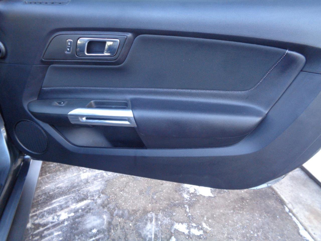 Used 2016 Ford Mustang GT image 27