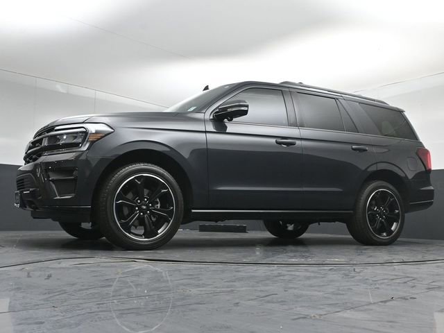 Used 2023 Ford Expedition Limited image 41