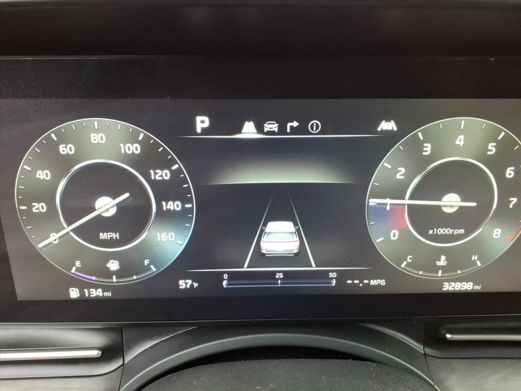 Used 2024 Kia Carnival SX image 22