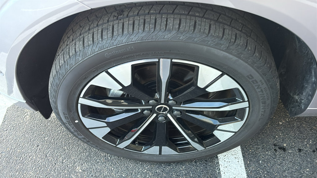 New 2026 Volvo XC60 B5 Plus w/ Protection Package Premier AWD/4WD image 34