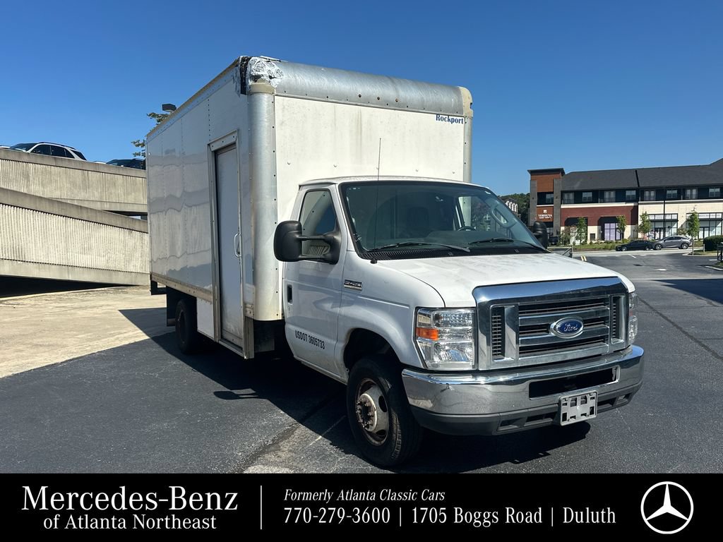 Used 2019 Ford E-450 and Econoline 450 Super Duty w/ Power Windows & Locks Group