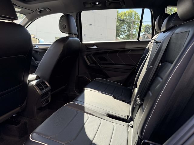 Certified 2023 Volkswagen Tiguan SEL R-Line AWD/4WD image 13