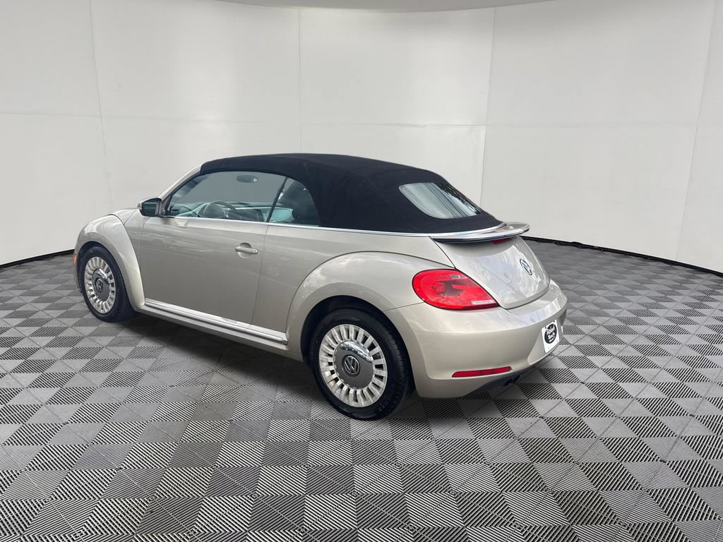 Used 2014 Volkswagen Beetle 1.8T FWD image 3