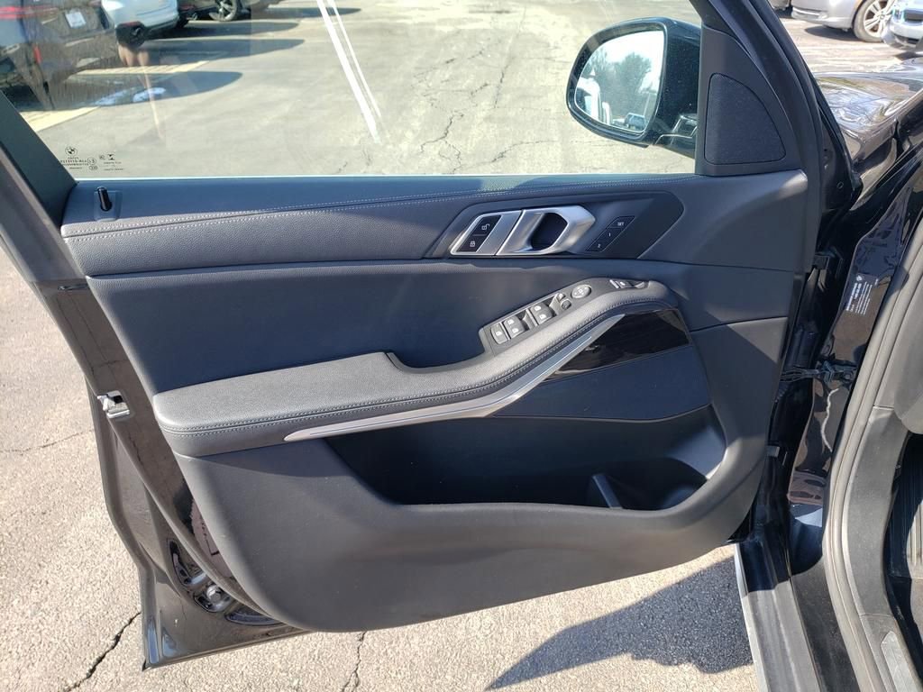 Used 2021 BMW X5 xDrive40i w/ Premium Package 3 image 10