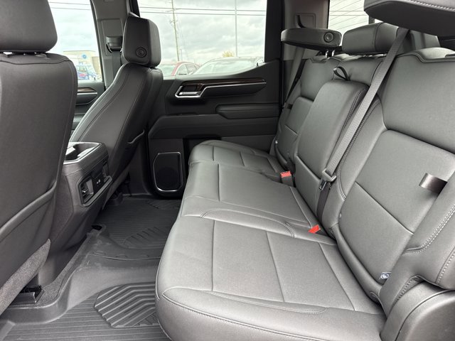 Used 2026 Chevrolet Silverado 1500 LT Trail Boss w/ Convenience Package II AWD/4WD image 6