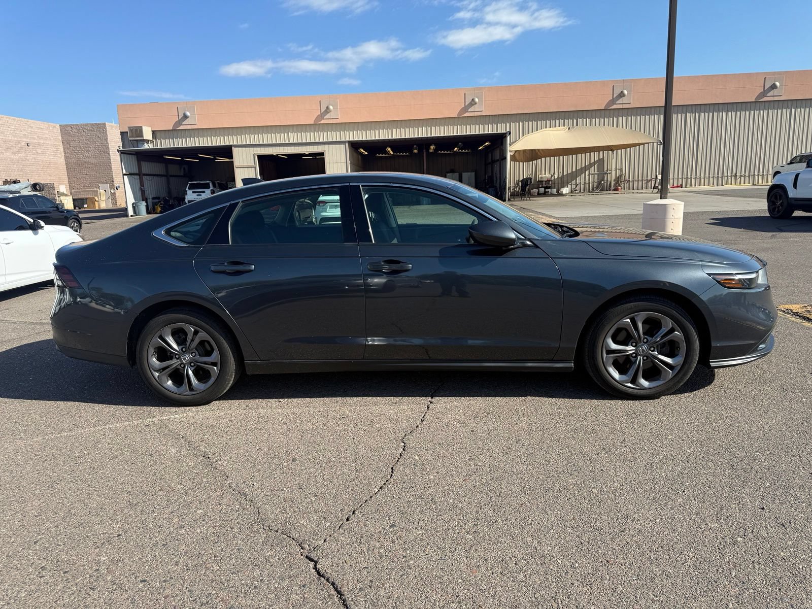 Used 2023 Honda Accord EX image 4