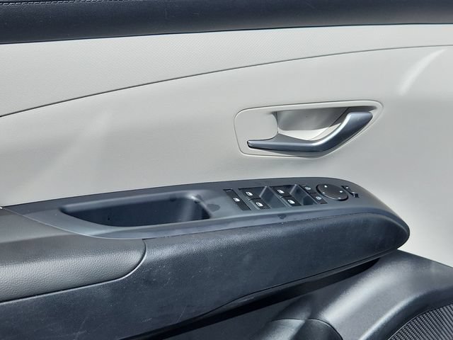 Used 2025 Hyundai Tucson SEL FWD image 11