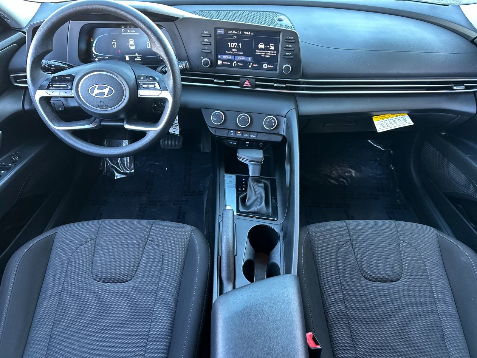 Used 2024 Hyundai Elantra SE FWD image 12