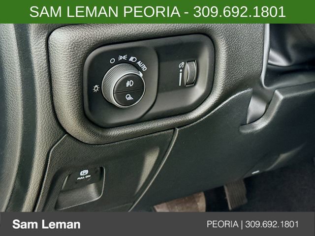 New 2026 RAM 1500 Classic Warlock image 10