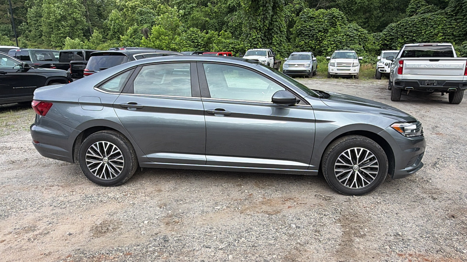 Used 2021 Volkswagen Jetta SE FWD image 7