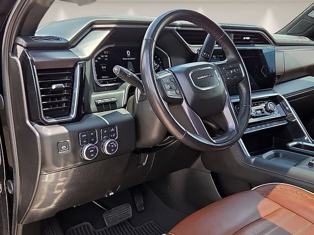 Used 2024 GMC Sierra 2500 Denali Ultimate w/ Max Trailering Package AWD/4WD image 15