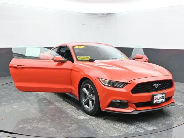 Used 2016 Ford Mustang Coupe w/ Equipment Group 051A image 22