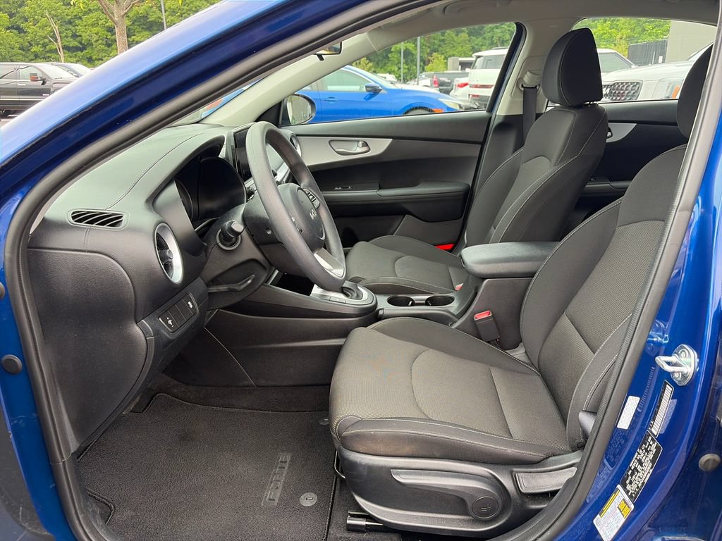 Used 2024 Kia Forte LXS FWD image 14