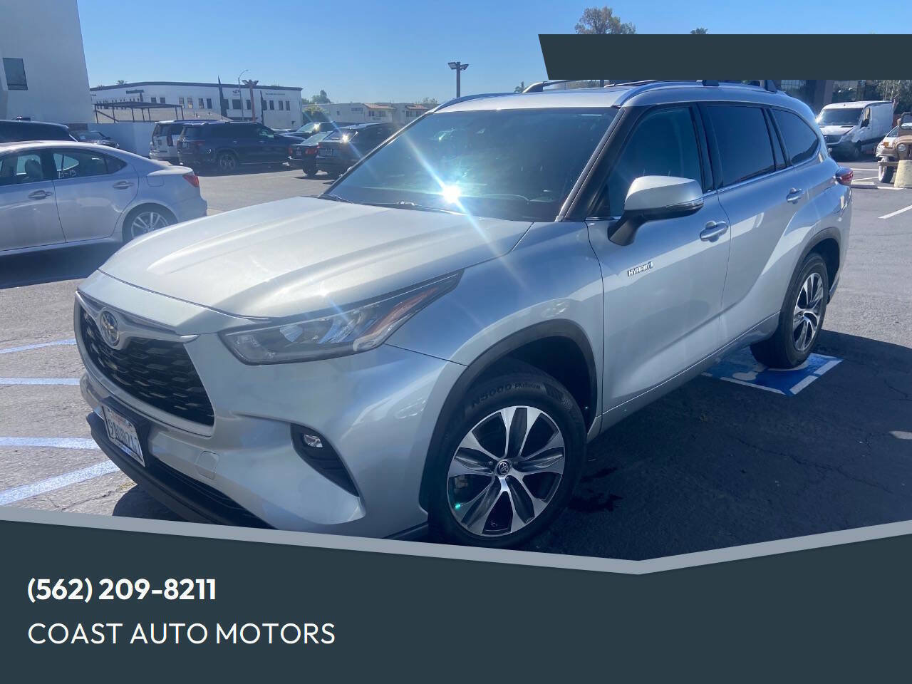 Used 2020 Toyota Highlander XLE image 1