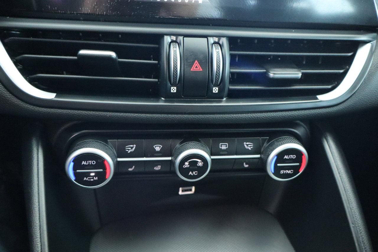 Used 2018 Alfa Romeo Giulia Ti Sport w/ Quick Order Package 22S Sport image 22