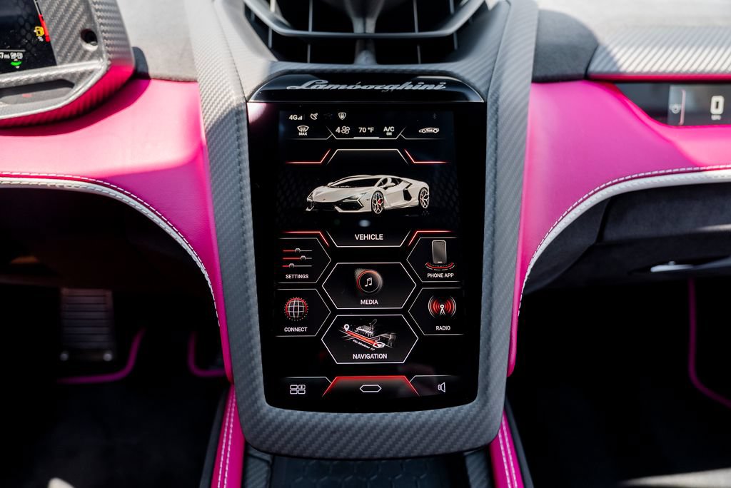 Used 2025 Lamborghini Revuelto AWD/4WD image 66