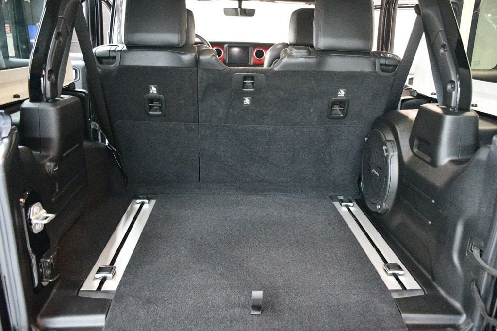 Used 2018 Jeep Wrangler Unlimited Rubicon AWD/4WD image 77