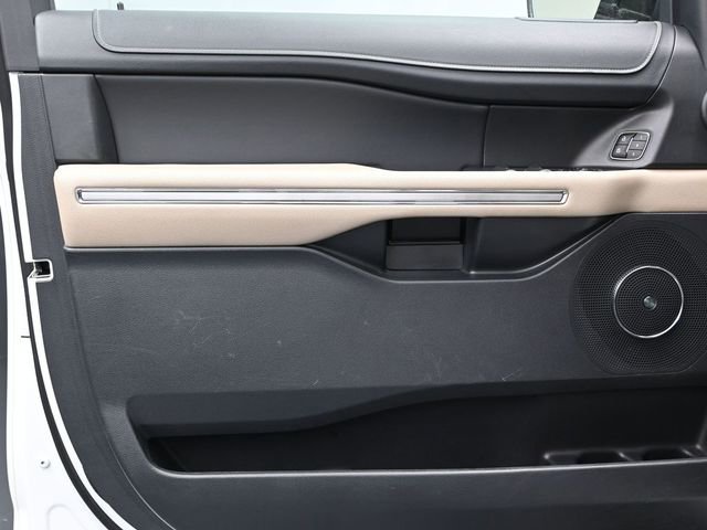 Used 2024 Ford Expedition Max Limited image 23