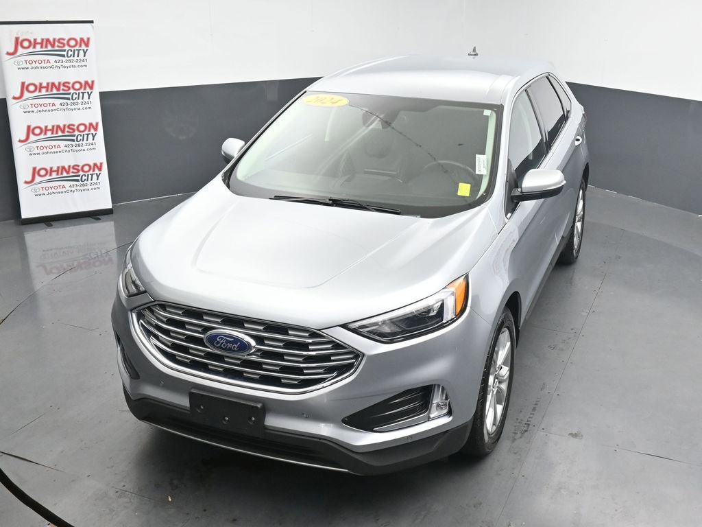 Used 2024 Ford Edge Titanium image 27