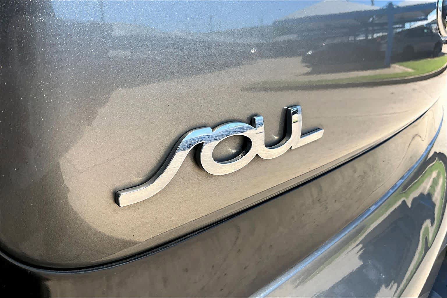Used 2014 Kia Soul + FWD image 30