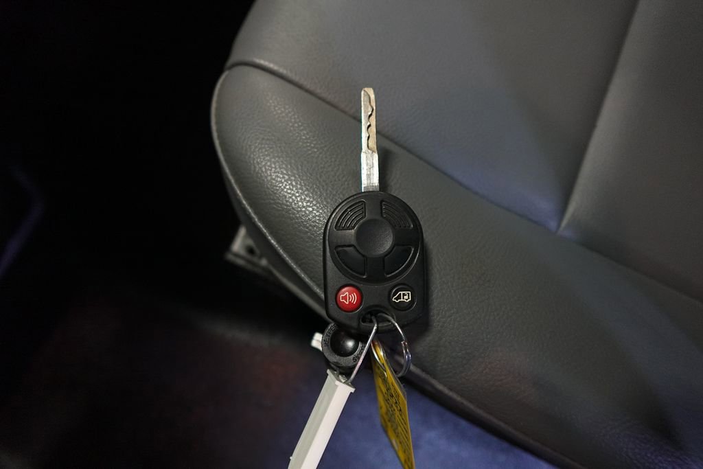 Used 2019 Ford Transit 250 130 Low Roof image 14