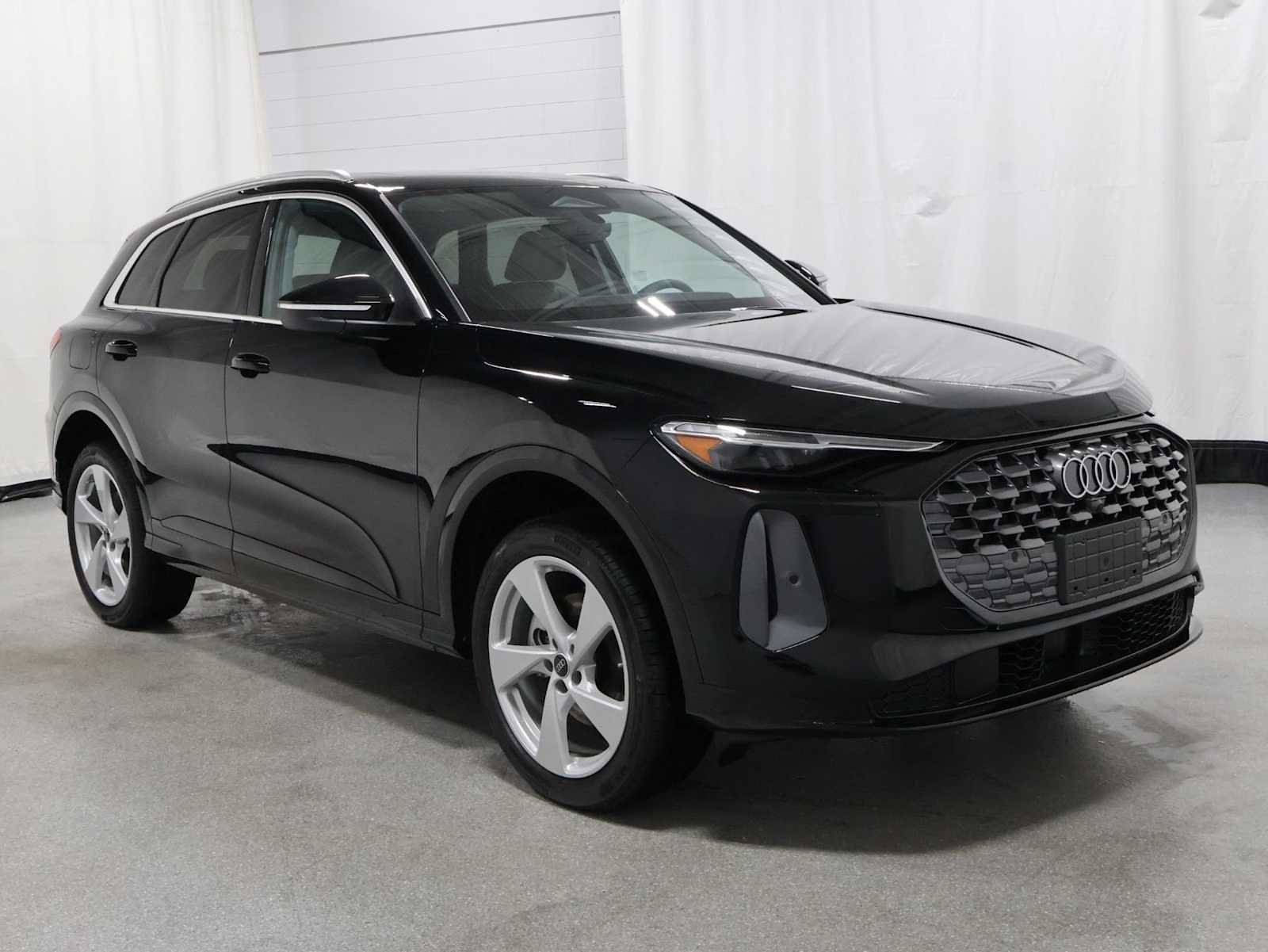 New 2026 Audi Q5 Premium AWD/4WD image 13