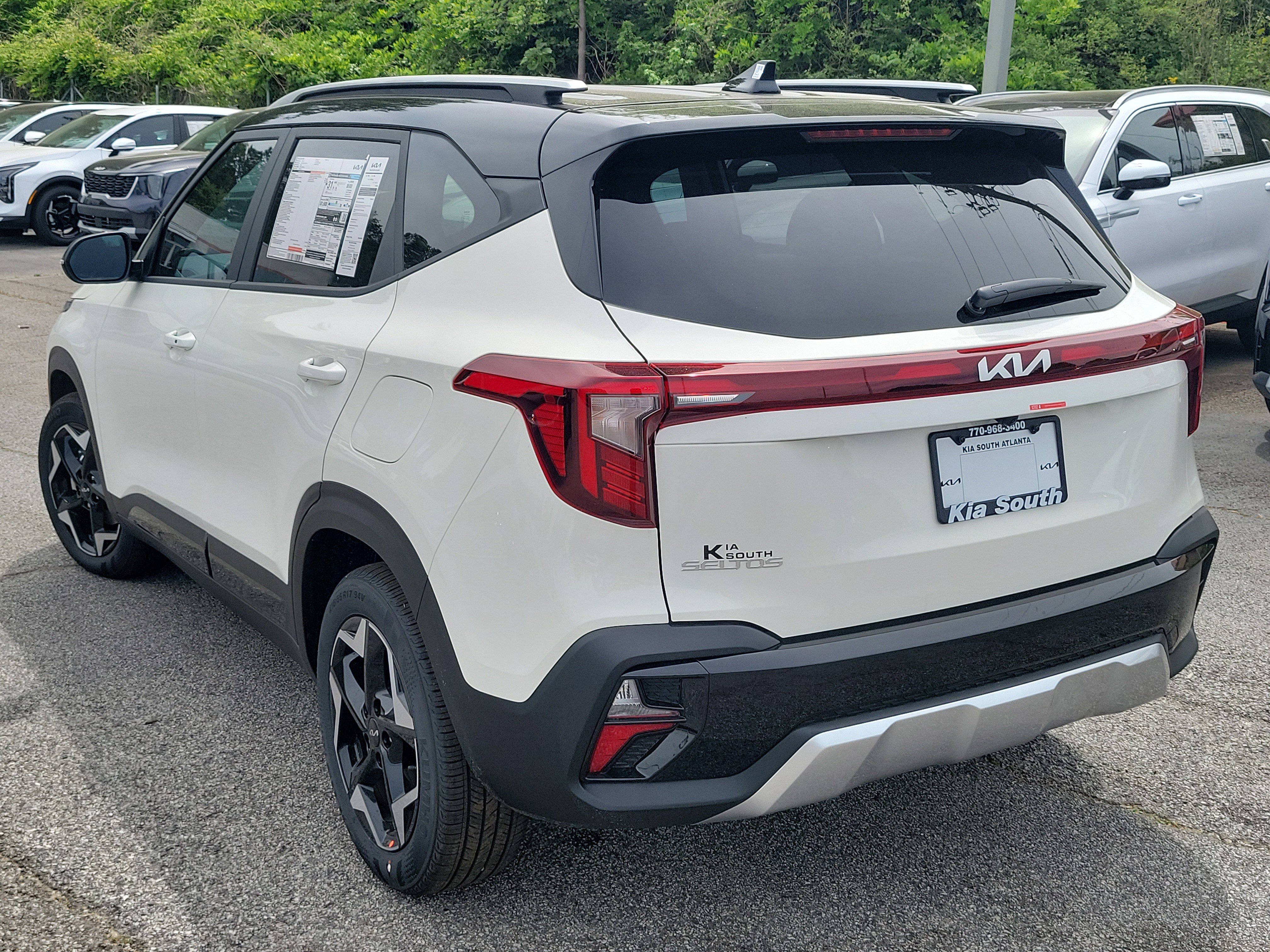 New 2026 Kia Seltos S FWD image 4
