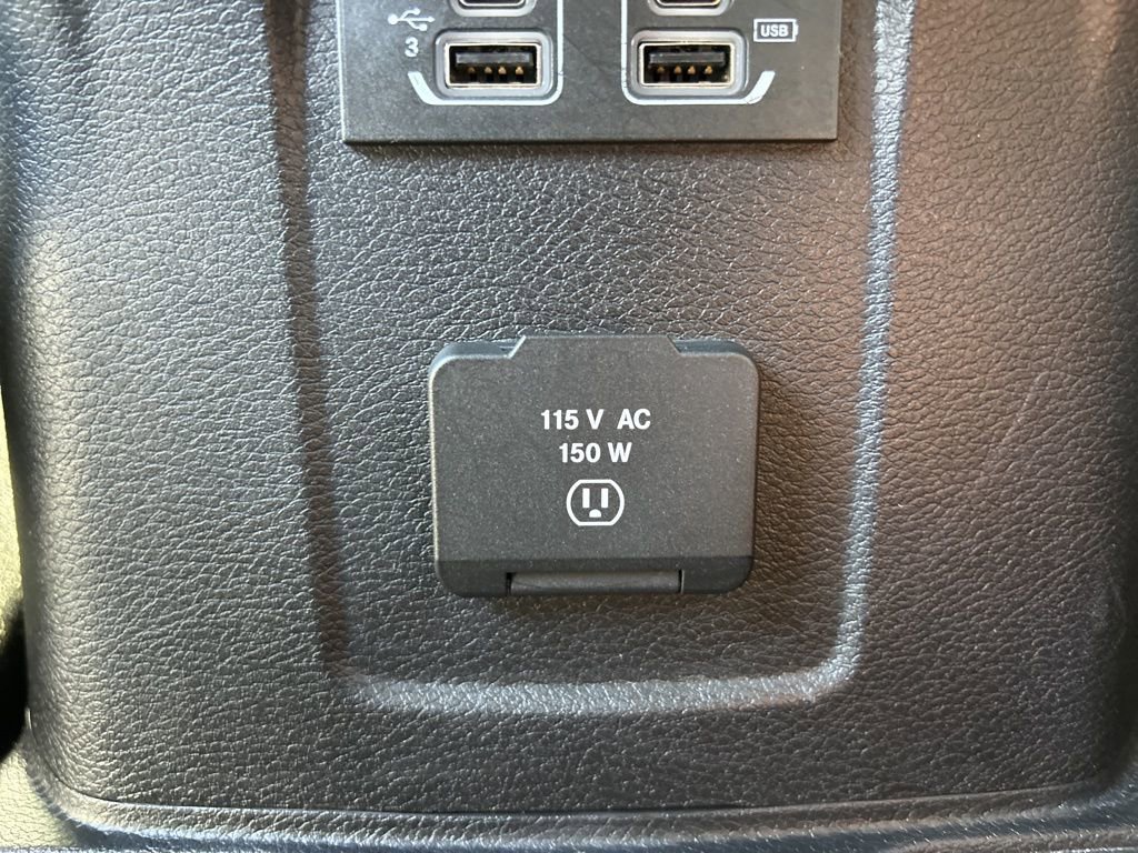 Used 2018 Jeep Wrangler Unlimited Sahara image 44