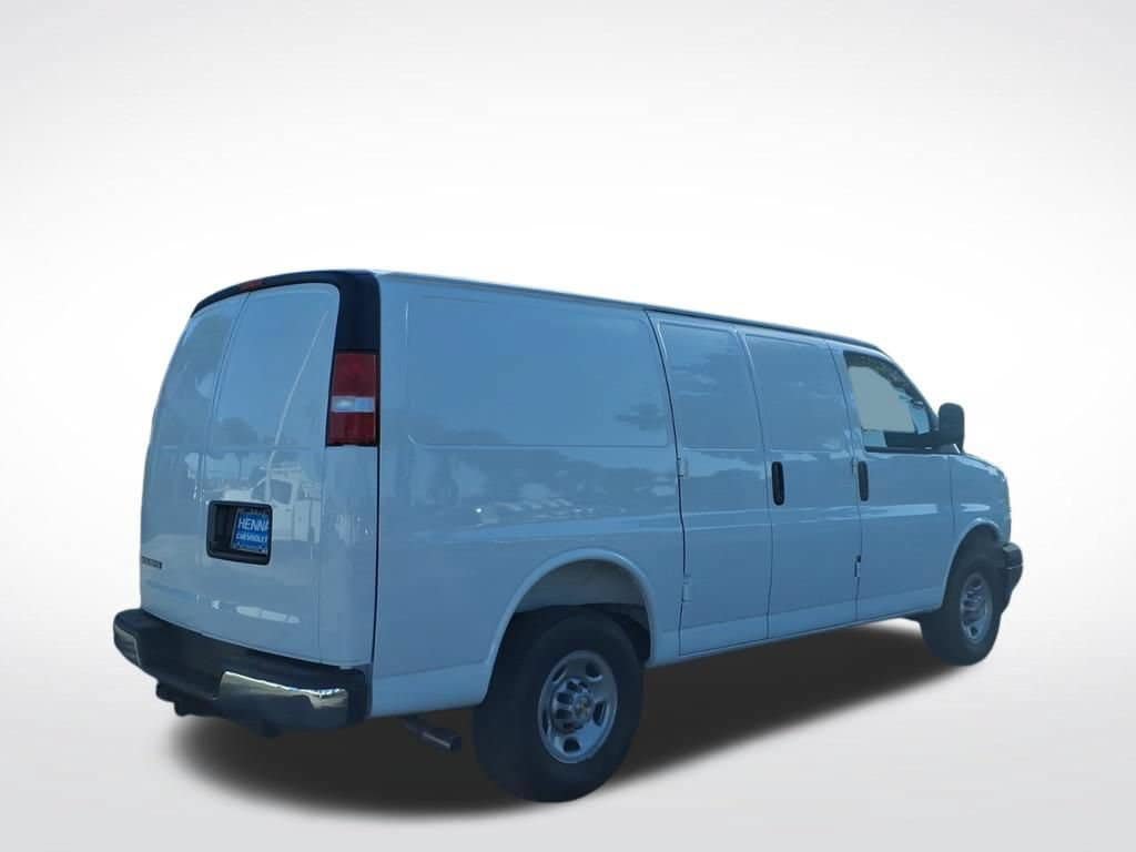 New 2026 Chevrolet Express 2500 w/ Driver Convenience Package RWD image 3