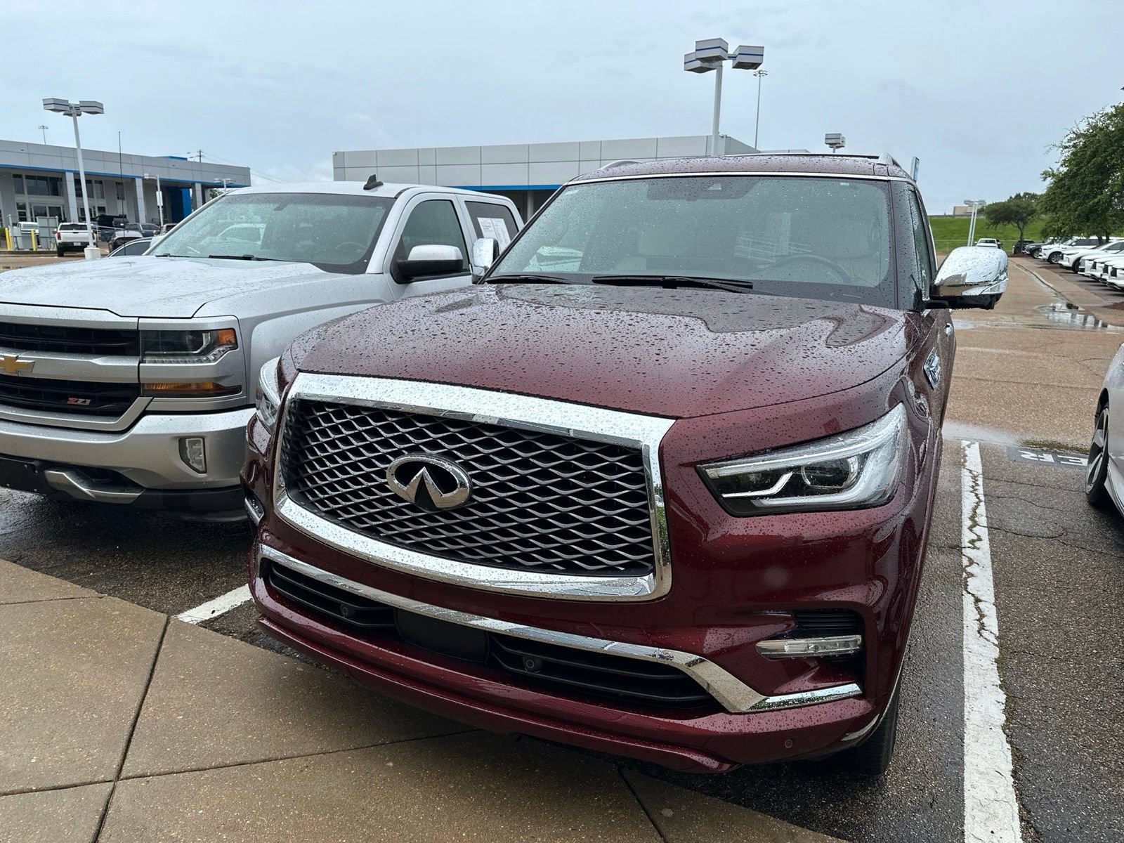 Certified 2022 INFINITI QX80 Sensory w/ Cargo Package RWD image 2