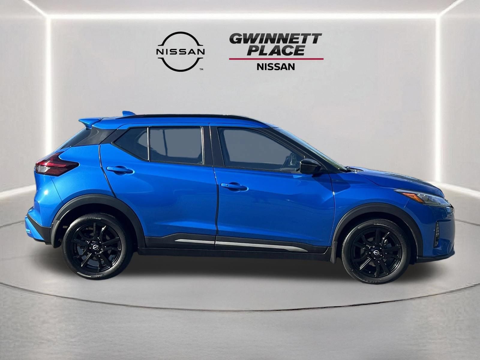Used 2024 Nissan Kicks SR FWD image 23