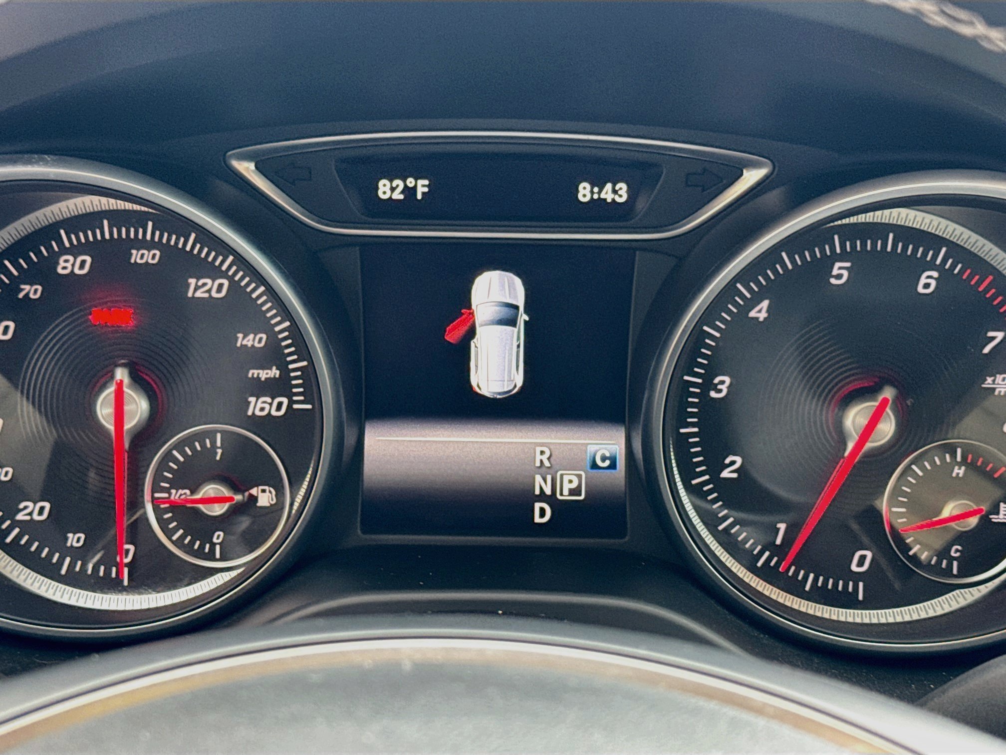 Used 2020 Mercedes-Benz GLA 250 4MATIC w/ Premium Package image 11