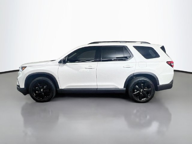 Used 2025 Honda Pilot Black Edition image 6