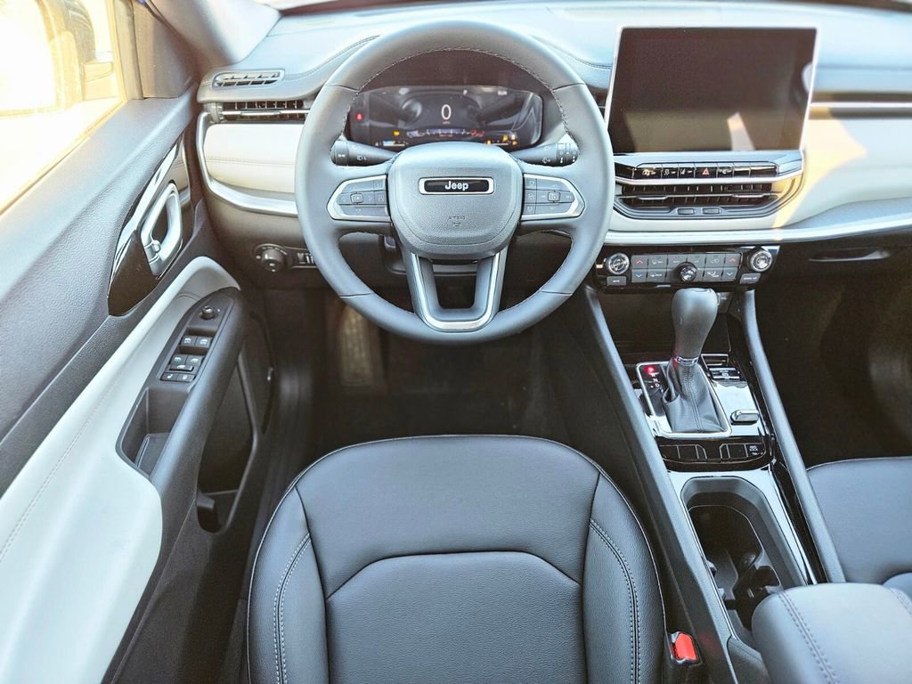 New 2026 Jeep Compass Limited w/ Sun, Sound & Navigation Group AWD/4WD image 10